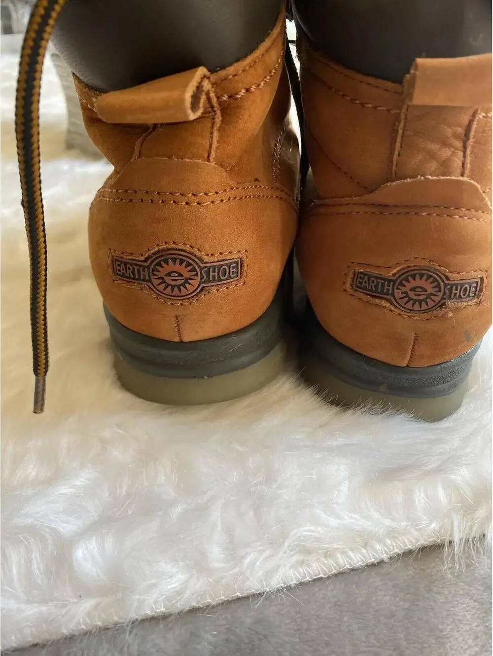 Earth Shoes Brown Leather Hiking Boots Size 7.5
